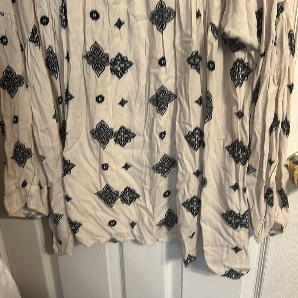 Easy To Love Beige Mandala BabyDoll Top 2Xlarge NWT - Picture 5 of 8